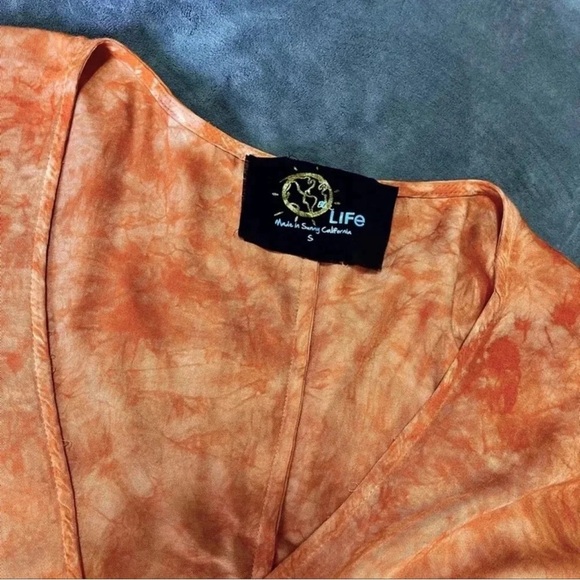 Blue Life Blouse - Picture 5 of 5